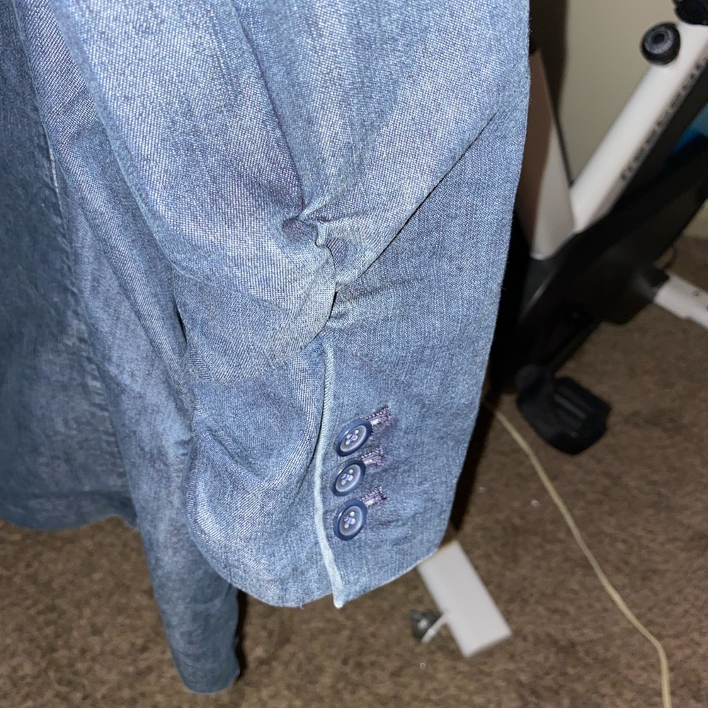 Blue Jean blazer ruched sleeve one button in the front slit in the back - Picture 5 of 5